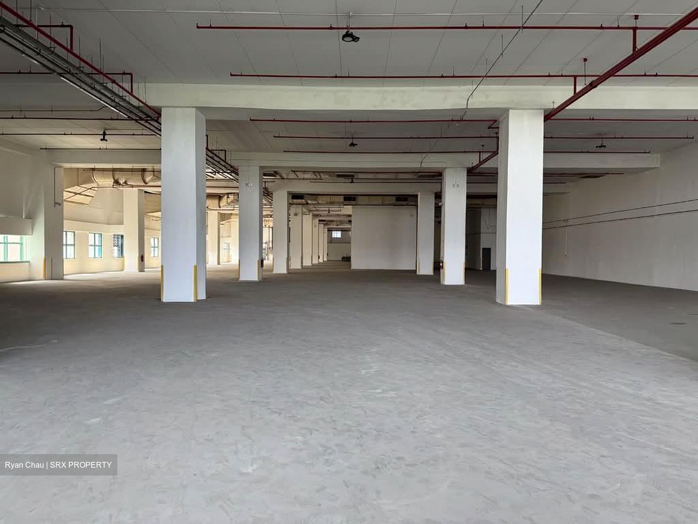 Ibm Place (D16), Warehouse #611008591